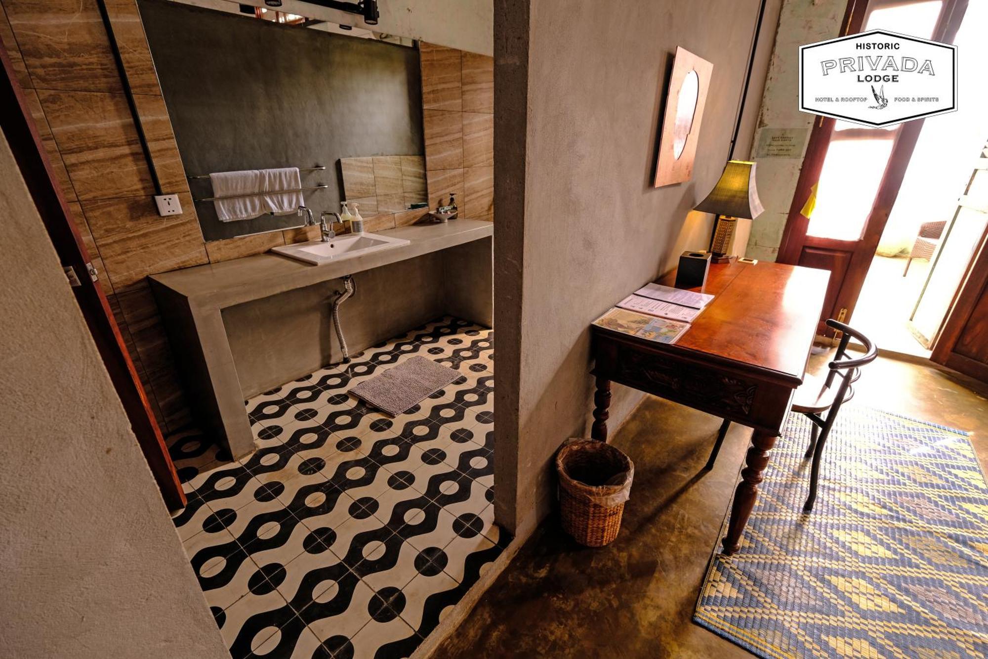 Privada Lodge - Historic Hotel Kratie Luaran gambar